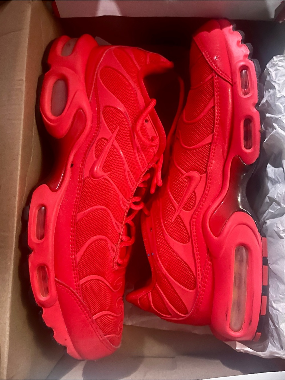 Nike Red Men's/Unisex Air-Cushioned Sneakers